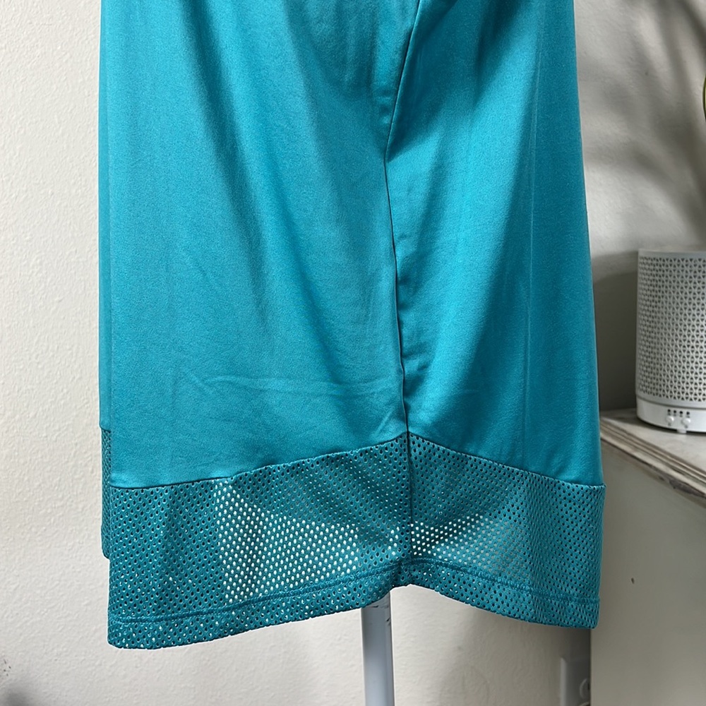 Avia L Teal Athletic Tank - Picture 5 of 13
